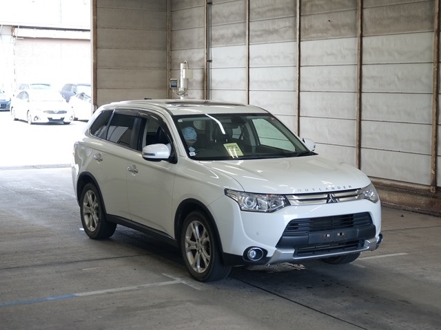 MITSUBISHI OUTLANDER 2014