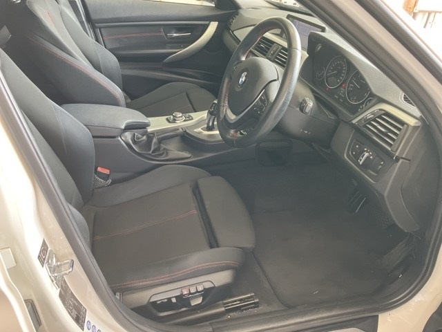 BMW 3 SERIES 2012