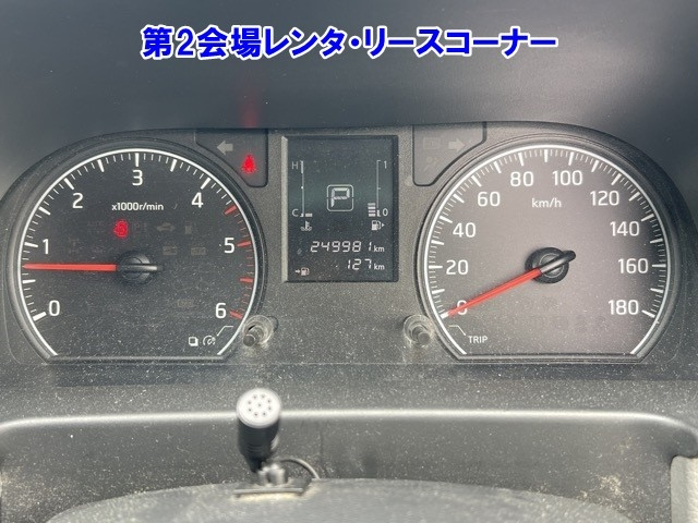 NISSAN CARAVAN VAN 2016