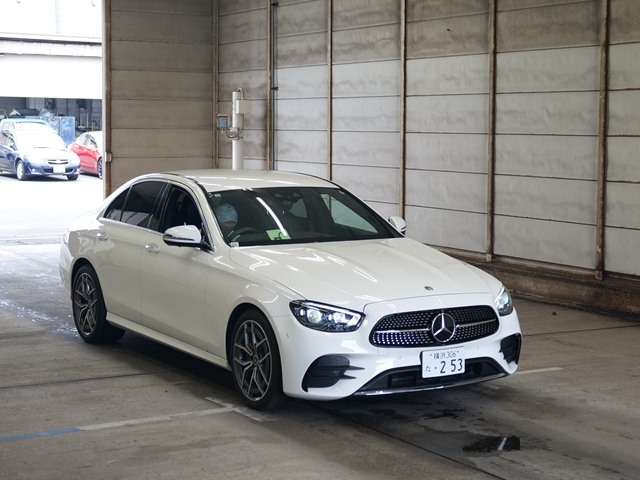 MERCEDES BENZ E CLASS 2021