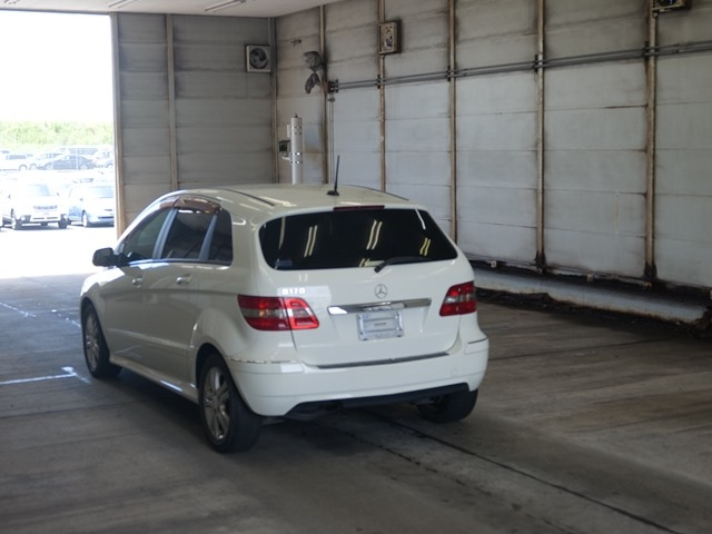 MERCEDES BENZ B CLASS 2008