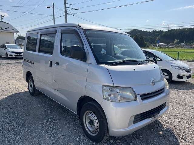 TOYOTA LITE ACE VAN 2012