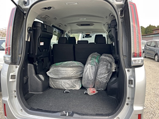 TOYOTA NOAH 2019