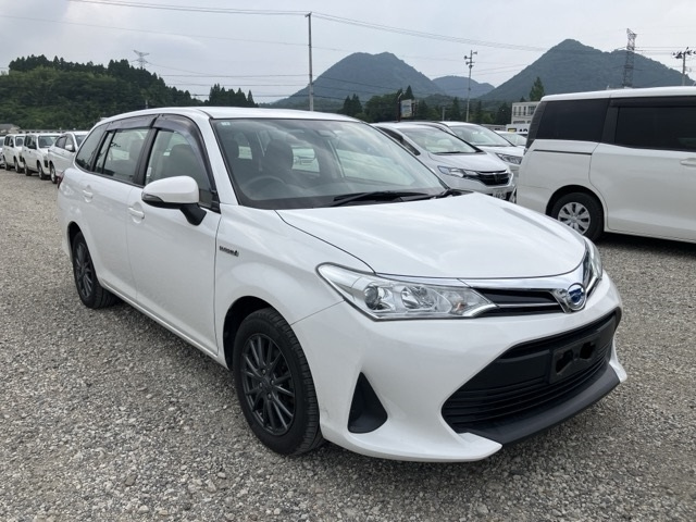 TOYOTA COROLLA FIELDER 2018