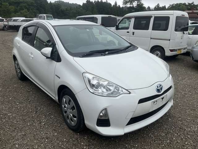 TOYOTA AQUA 2014