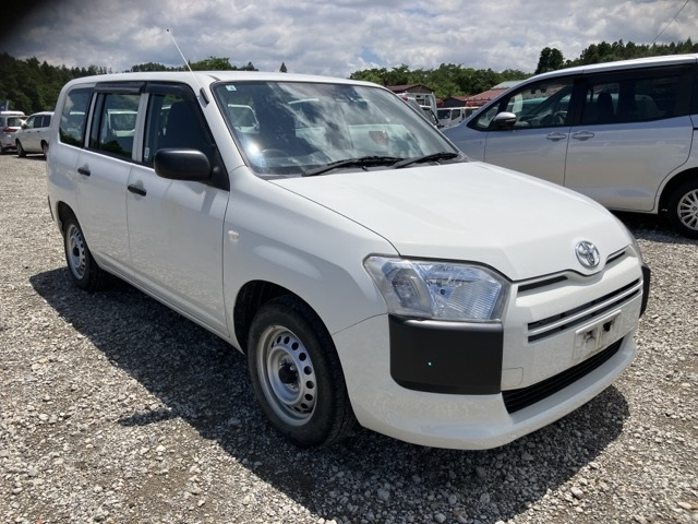TOYOTA PROBOX 2019