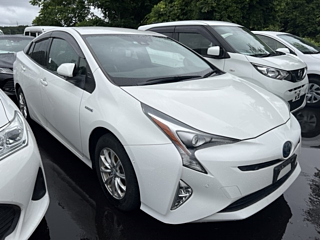 TOYOTA PRIUS 2018
