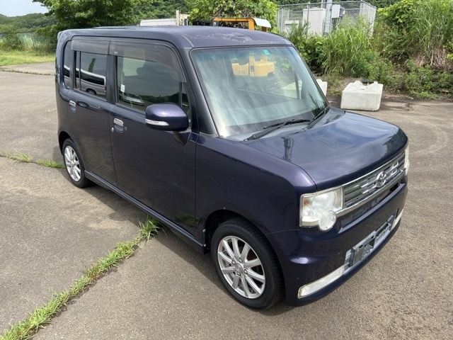 TOYOTA PIXIS SPACE 2013