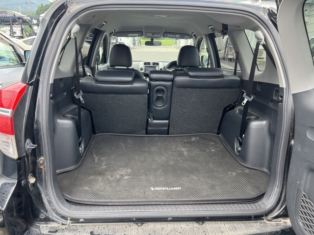 TOYOTA VANGUARD 2011