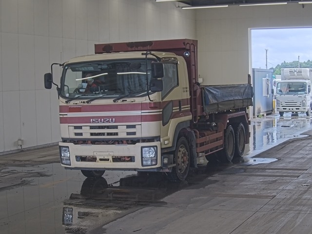 ISUZU TRUCK 2014