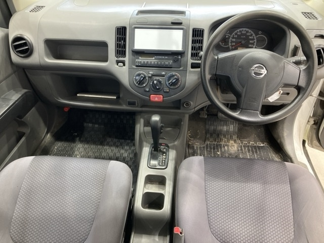 NISSAN AD 2009