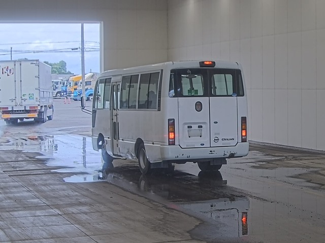 NISSAN CIVILIAN 2009