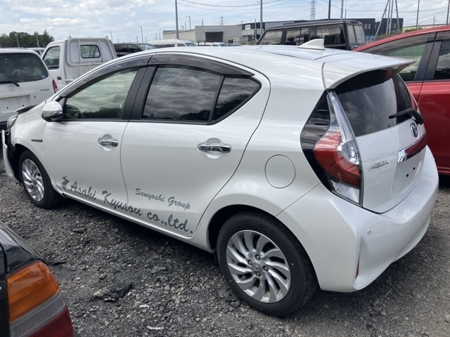 TOYOTA AQUA 2018