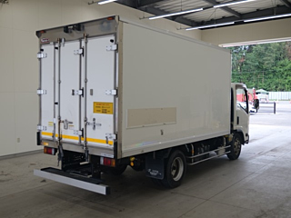 ISUZU ELF 2017