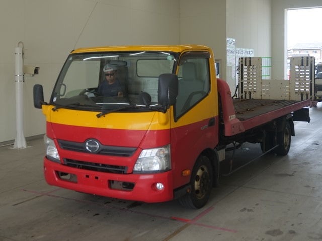 HINO DUTRO 2016
