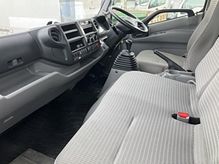 TOYOTA DYNA 2013