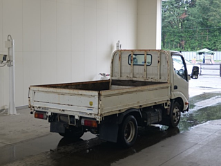 TOYOTA DYNA 2012