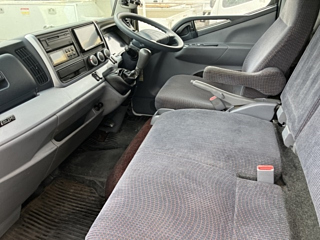 MITSUBISHI CANTER 2016