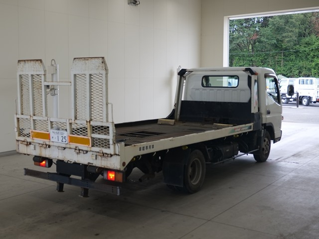 MITSUBISHI CANTER 2011