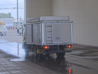 ISUZU ELF 2013