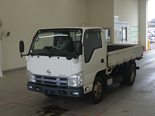 NISSAN ATLAS 2010