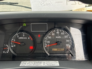 ISUZU ELF 2018