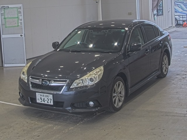 SUBARU LEGACY B4 2013