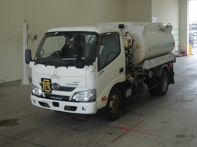 HINO DUTRO 2016