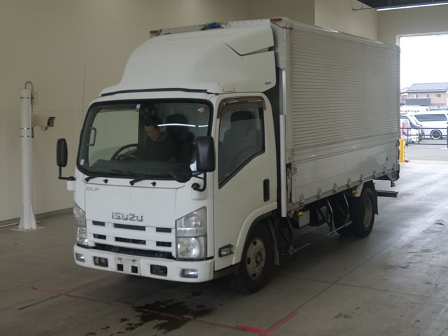 ISUZU ELF 2013