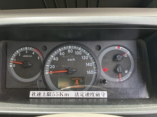 NISSAN ATLAS 2011