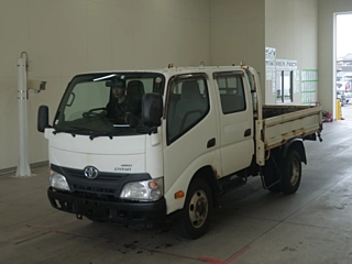 TOYOTA DYNA 2015