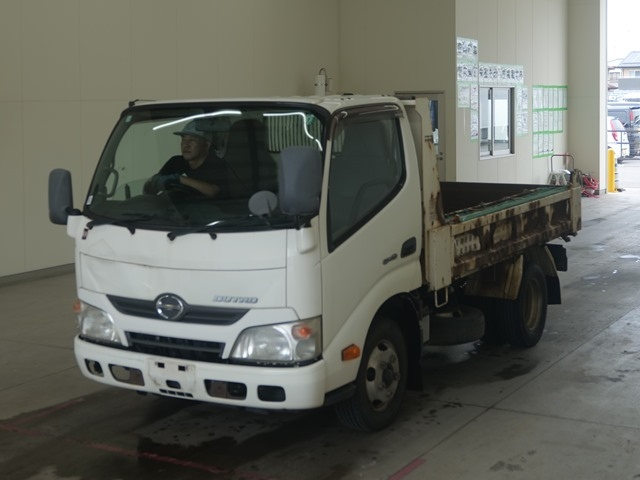 HINO DUTRO 2012