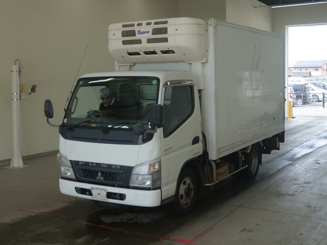 MITSUBISHI CANTER 2010