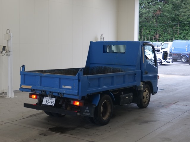 MITSUBISHI CANTER 2011