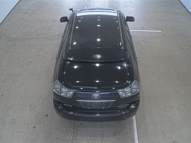 TOYOTA HARRIER 2010
