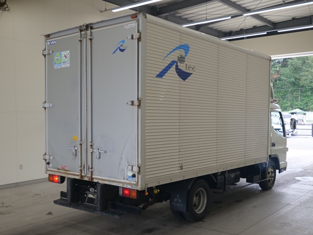 MITSUBISHI CANTER 2011