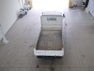 ISUZU ELF 2011