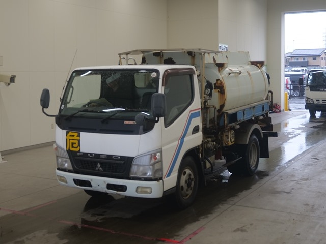MITSUBISHI CANTER 2011