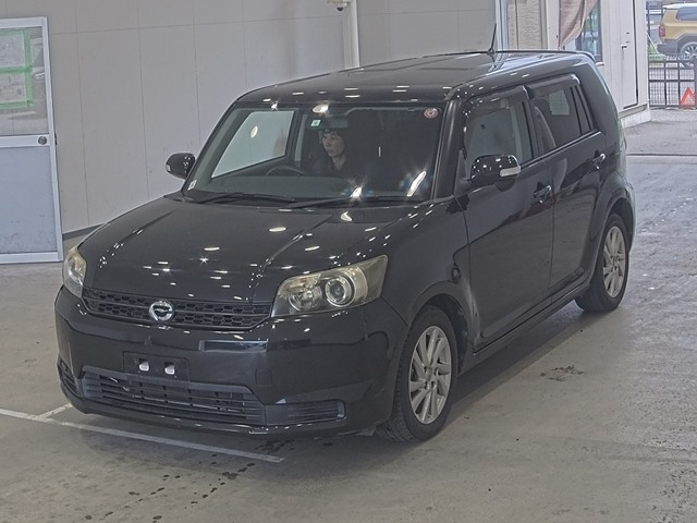 TOYOTA COROLLA RUMION 2010