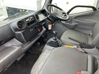 TOYOTA DYNA 2019