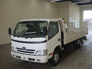 TOYOTA DYNA 2010
