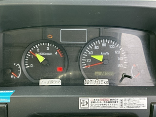 ISUZU ELF 2011