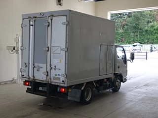 ISUZU ELF 2011