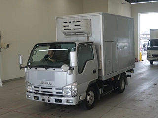 ISUZU ELF 2011