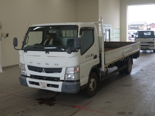 MITSUBISHI CANTER 2011