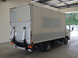 ISUZU ELF 2010