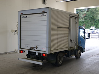 ISUZU ELF 2009