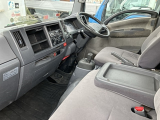 NISSAN ATLAS 2010