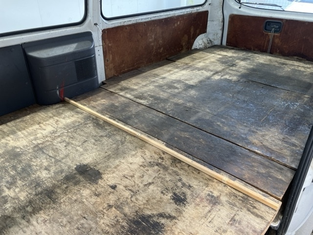 NISSAN CARAVAN VAN 2008