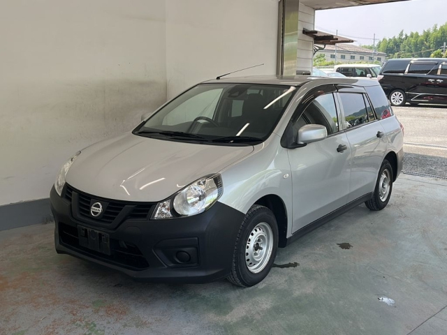 NISSAN AD 2020